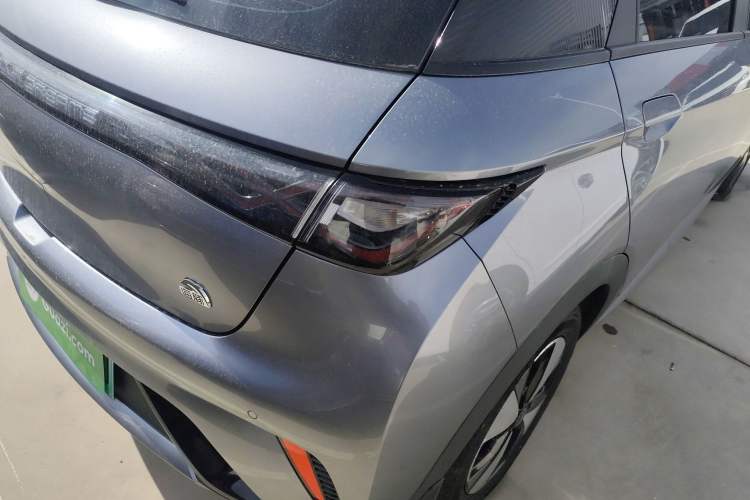 Used BYD Dolphin 2023 420 km Fashion Edition