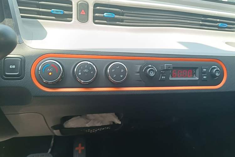 Used Wuling Hongguang MINIEV 2020 Freedom Version Lithium Iron Phosphate