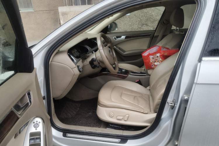 Used Audi A4L 2011 2.0 TFSI Technology Edition