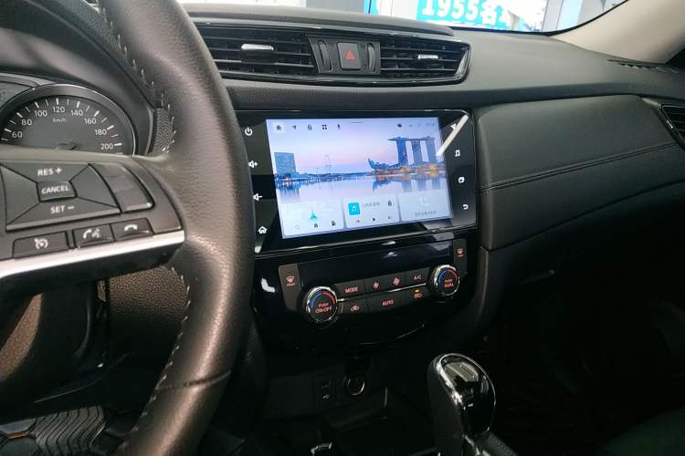 Used Nissan X-Trail 2023 Classic 2.0L Two-Wheel Drive Smart Connect & Comfort Edition