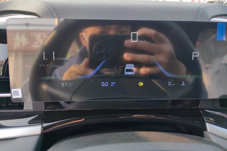 Used Geely Auto Emgrand X7 Sport 2026 Model 1.5TD Aspirational Instrument Cluster