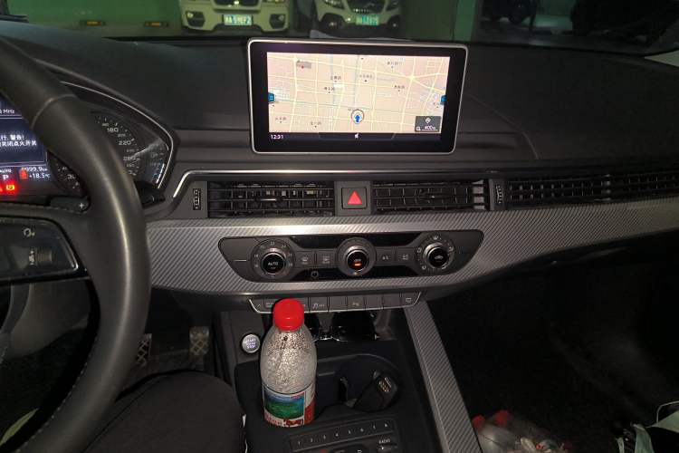 Used Audi A4L 2017 Plus 40 TFSI Fashion Model Audio And AC Panel