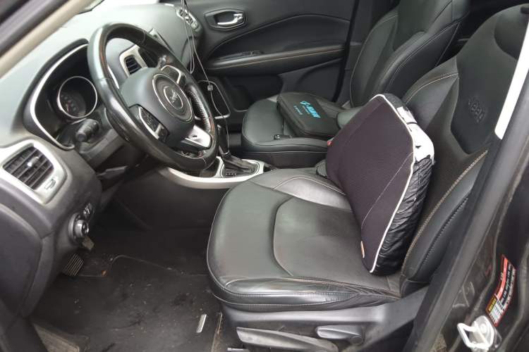 Used Jeep Compass 2017 200T Automatic Family Edition Left Front Seat