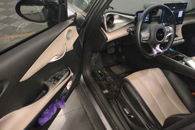 Used BYD Dolphin 2023 420 km Fashion Edition