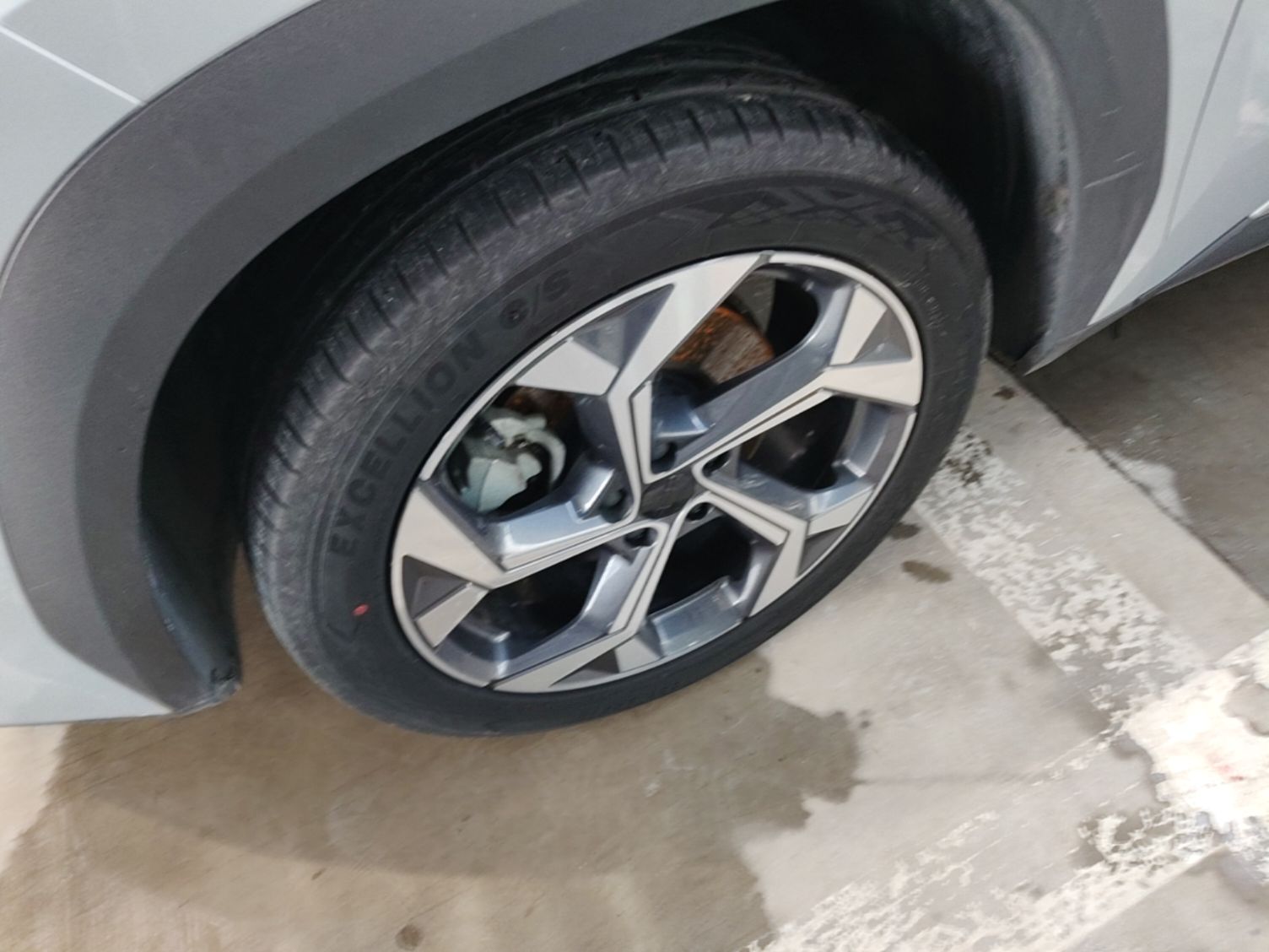 Geely Auto FX11 2023 1.5TD DCT Prestige Edition — снимка 10