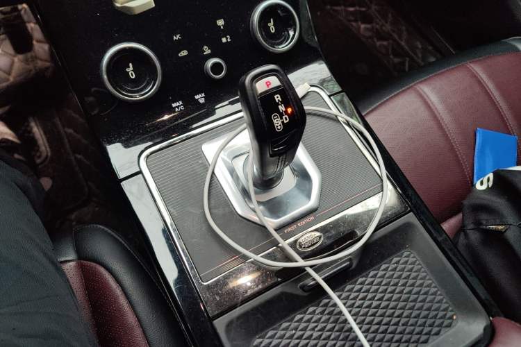 Used Land Rover Range Rover Evoque 2021 Range Rover Velar L 249PS R-Dynamic First Edition