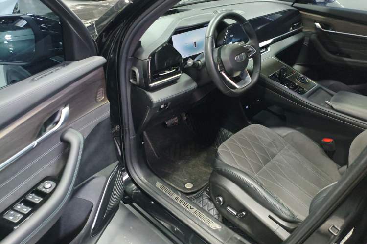 Used Geely Auto Monjaro L 2025 Dongfang Yao 2.0TD Automatic All-Wheel-Drive Wangyue Edition Driver Seat