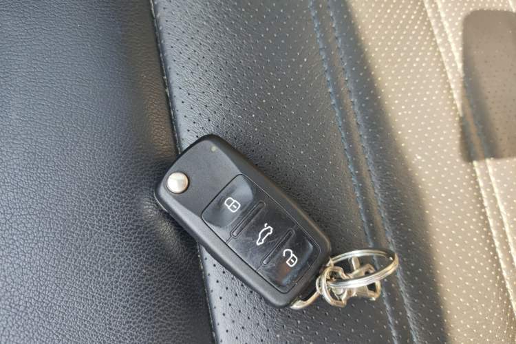 Used Volkswagen Gran Lavida 2013 1.4 TSI Automatic Luxury Model