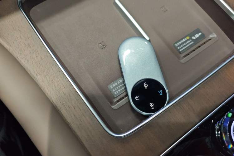 Used Hima AITO M9 2024 Range-Extended Ultra Version 52 kWh 5-Seater Model
