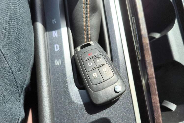 Used Buick LaCrosse 2013 2.4L SIDI Elite Comfort Version