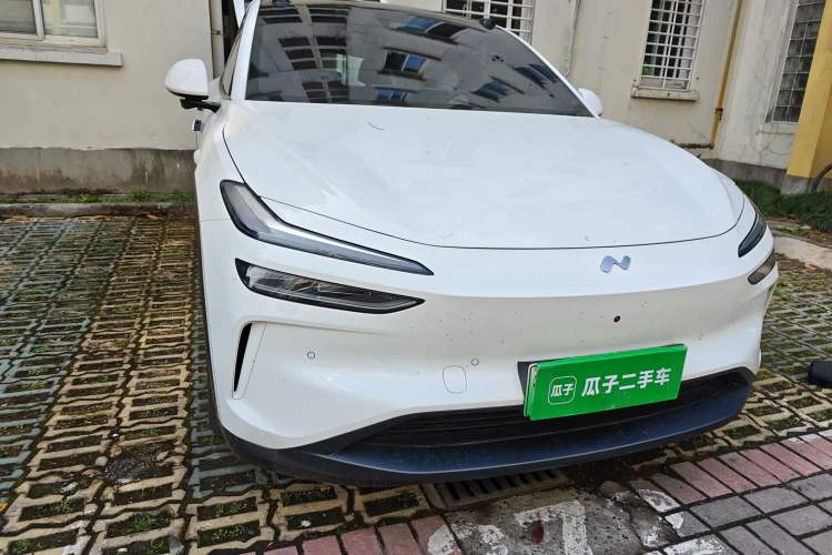 Used ONVO L60 2024 60 kWh Rear-Drive Version
