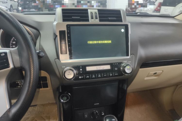 Used Toyota Prado 2014 4.0L Low-Power Version Middle East Edition Audio And AC Panel