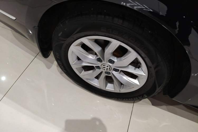 Used Volkswagen Passat 2017 280TSI DSG Luxury Edition
