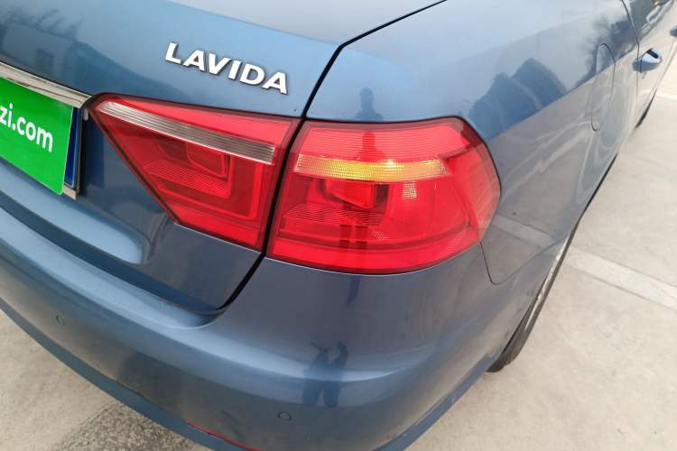 Used Volkswagen Lavida 2013 Restyled Classic 1.6L Automatic Comfort Edition