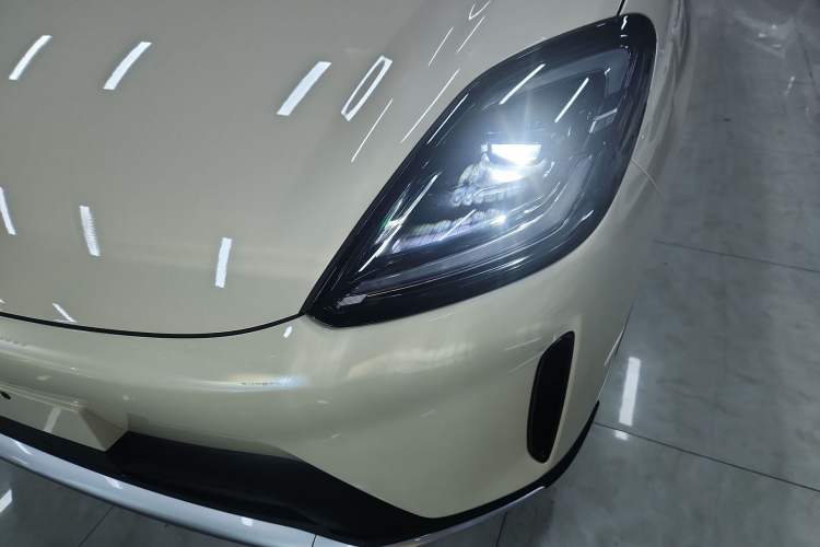 Used Wuling Bingo S 2025 Model 325km Deluxe Edition