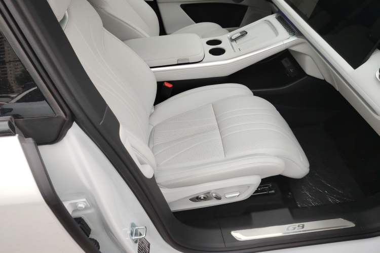 Used XPeng G9 2024 650 Max Right Front Seat