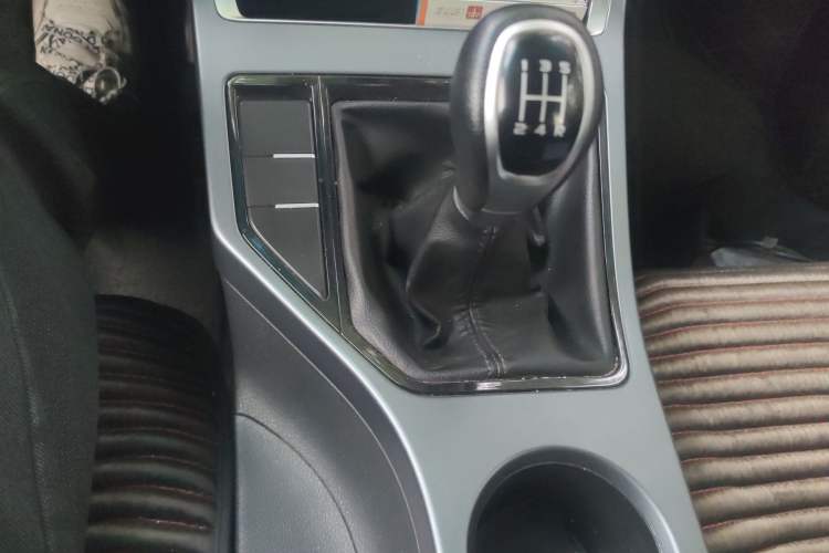 Used Geely Auto Emgrand 2018 1.5L Manual Upward Connect Edition
