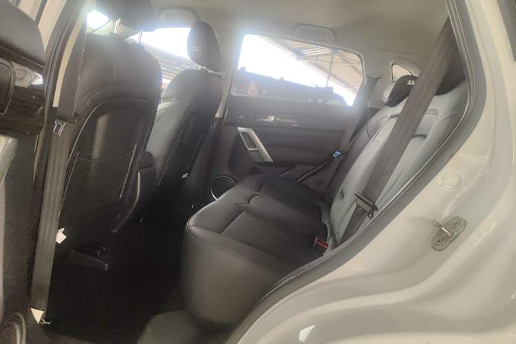 Used Haval H2 2016 Red-Label 1.5T Manual Two-Wheel Drive Luxury Model
