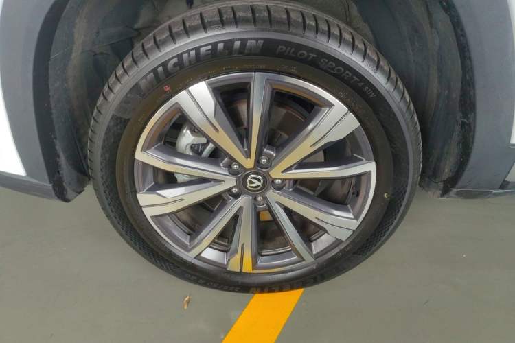 Used CHANGAN CS95 2023 2.0T All-Wheel Drive Premium PLUS
