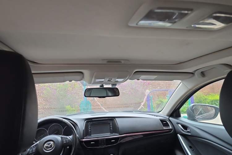 Used Mazda Atenza 2015 2.0L Blue Sky Fashion Edition Headliner