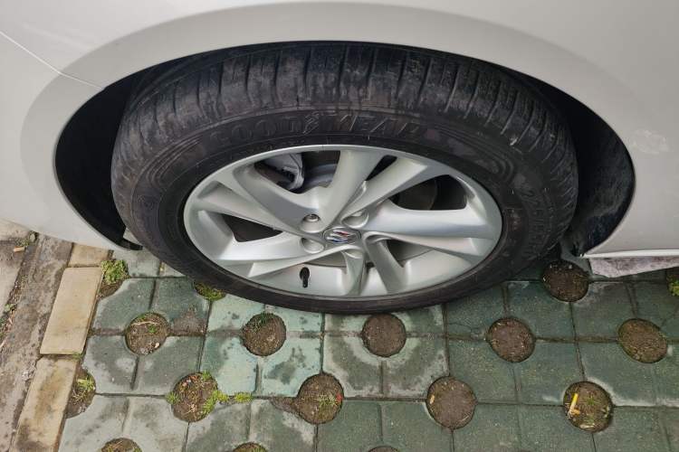 Used Buick Regal 2024 25T Deluxe Edition