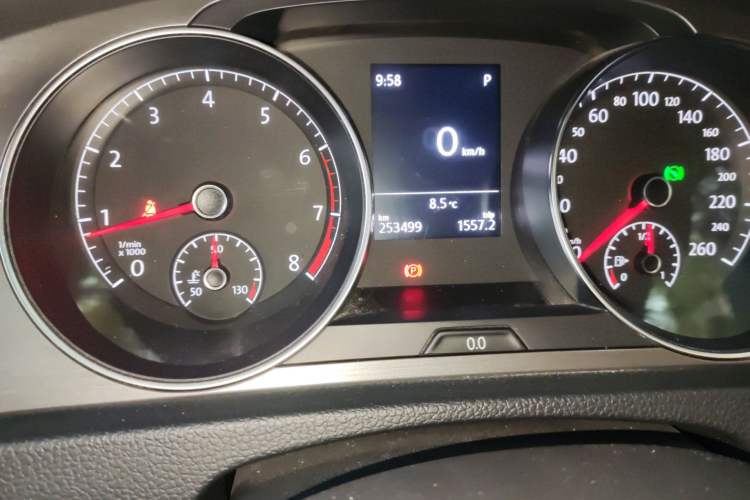 Used Volkswagen Golf 2016 230TSI Automatic Comfort Version
