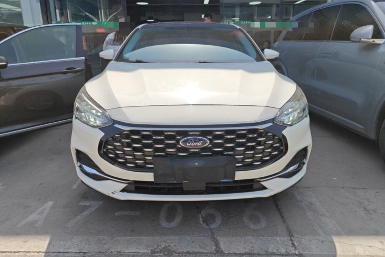 Used Ford Focus 2021 Sedan EcoBoost 180 Automatic Trendy Model