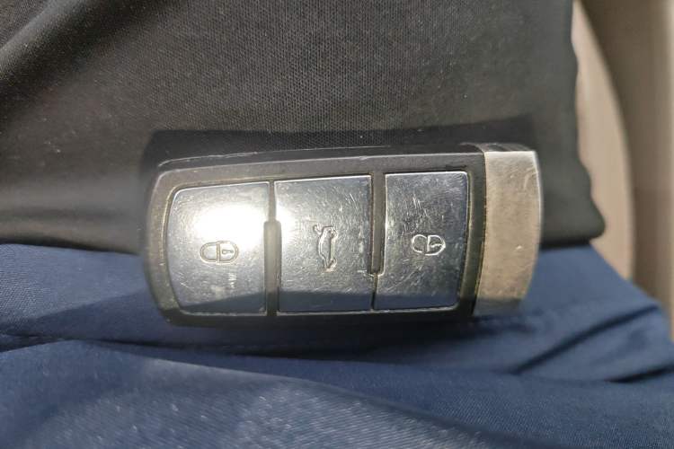 Used Volkswagen Magotan 2012 1.8TSI Prestige Model Vehicle Key