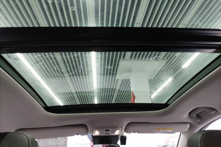 Used GAC Trumpchi M6 2023 PRO 270T DCT Luxury Edition
