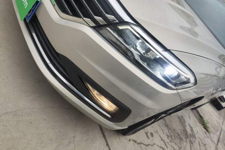 Used Volkswagen Lavida 2022 280TSI DSG Comfort Edition Left Front Headlight