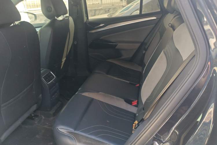 Used Volkswagen ID.4 CROZZ 2022 Long-Range PURE+ Edition