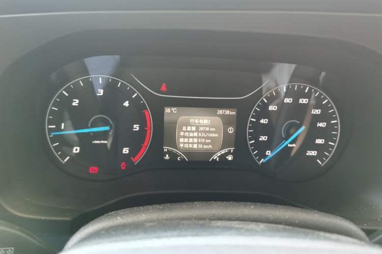 Used JMC Fushun 2022 2.0T Manual Multi-Function Passenger Vehicle Mid-Range High Roof 6-7 Seats