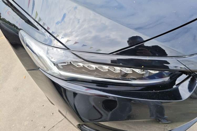 Used Honda Inspire 2022 260TURBO Elegant Edition Right Front Headlight