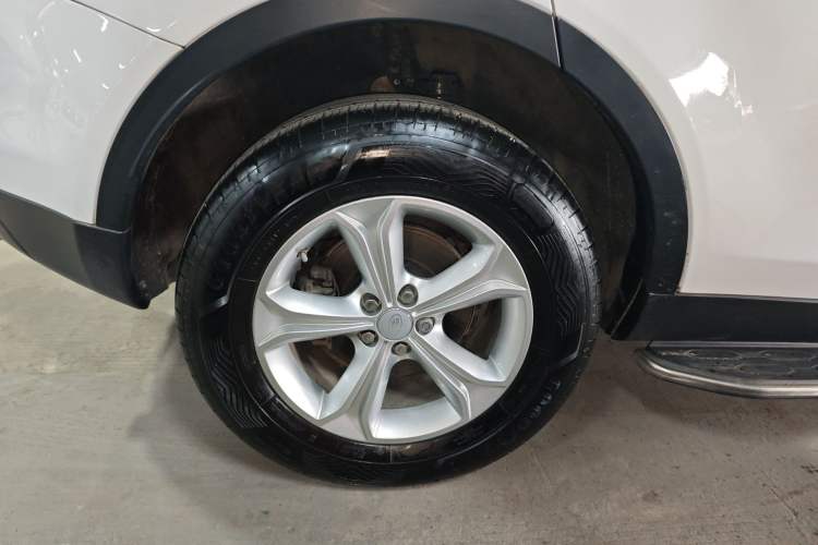 Used Land Rover Discovery Sport 2016 2.0T S Exterior 5