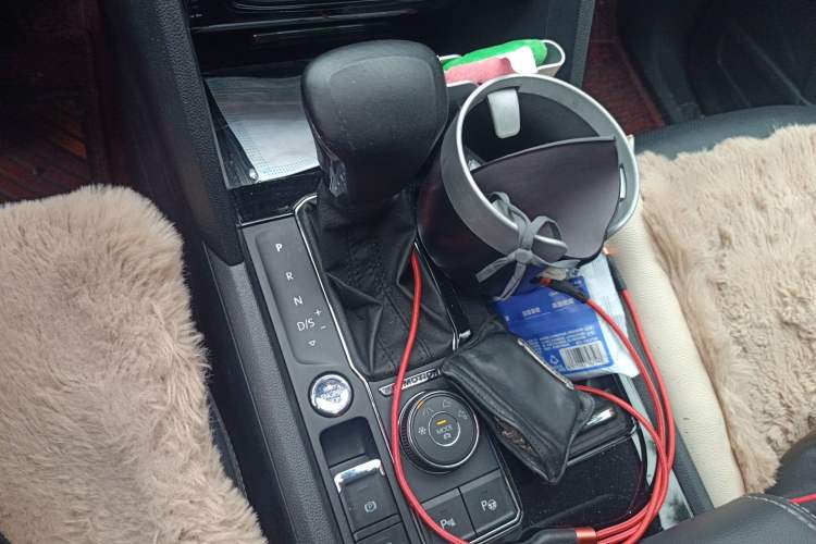 Used Volkswagen Teramont 2017 380TSI Four-Wheel Drive Luxury Edition Gear Lever