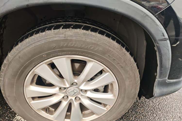 Used Honda CR-V 2016 2.0L Two-Wheel Drive Classic Edition Right Front Wheel Hub