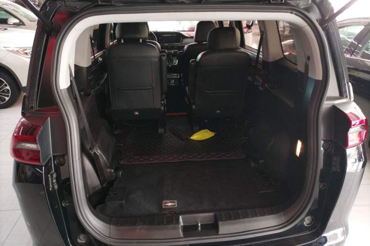 Used GAC Trumpchi M6 2021 270T DCT Luxury Edition (7-seater)
