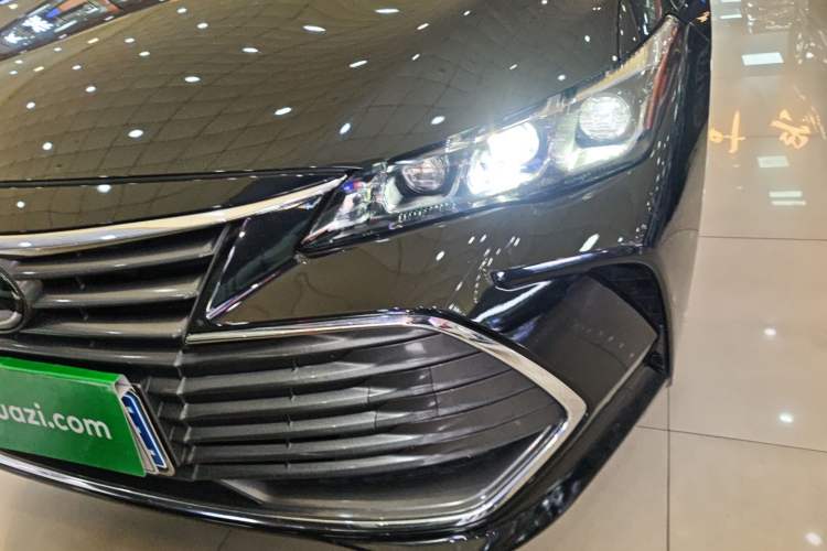Used Toyota Avalon 2019 2.0L Luxury Edition China VI Standard
