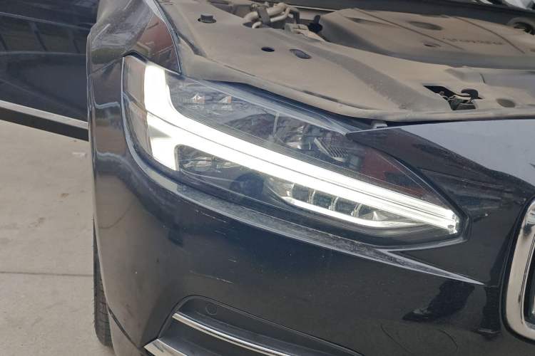 Used Volvo S90 2019 T5 Zhiyuan Edition