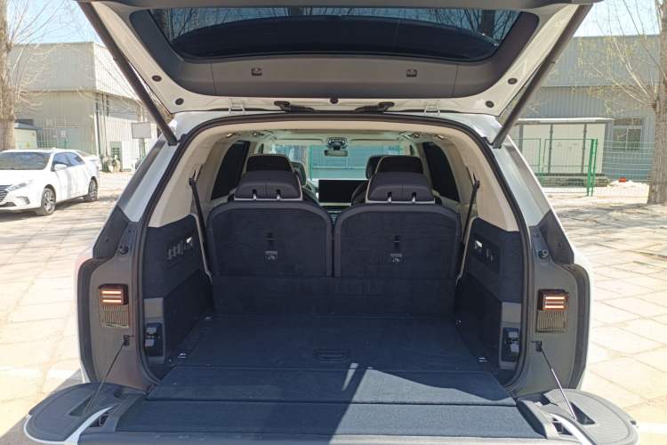 Used Zeekr 9X 2025 Ultra Edition 70kWh
