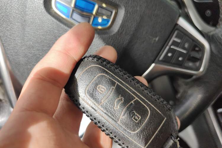 Used Geely Auto Emgrand GS 2016 Sport Edition 1.3T Automatic ZhenShang Model Vehicle Key