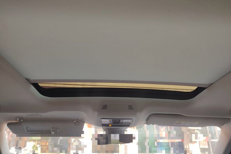 Used Volkswagen Tavendor 2023 330TSI Luxury Touring Edition