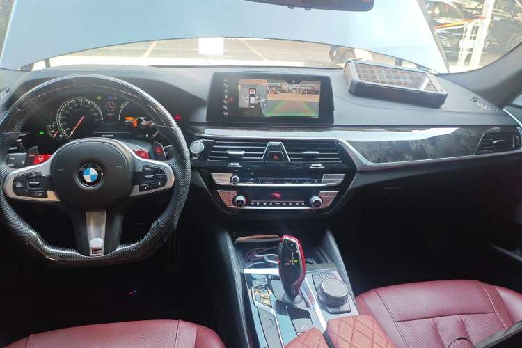 Used BMW 5 Series 2018 Restyled 530Li Luxury Edition M Sport Package