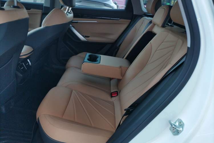 Used Geely Auto FX11 2023 1.5TD DCT Prestige Edition
