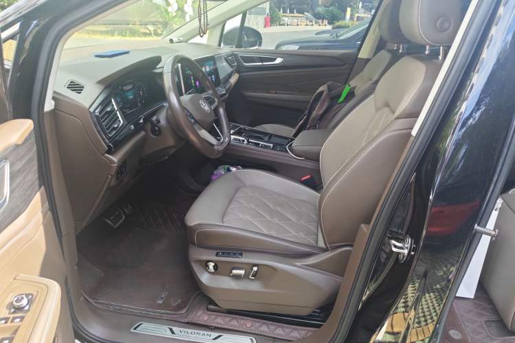 Used Volkswagen Viloran 2022 380TSI Prestige Edition
