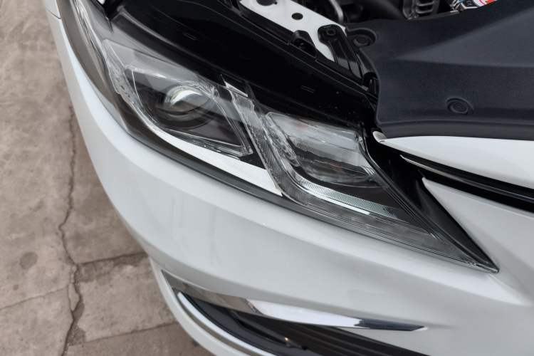 Used Toyota Camry 2022 2.0GVP Premier Edition Right Front Headlight