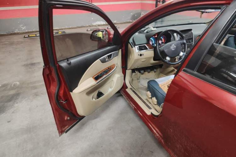 Used Buick Excelle 2013 1.5L Manual Luxury Model