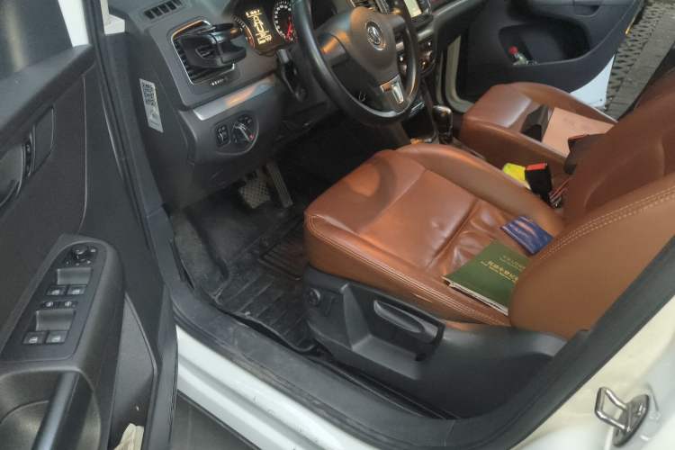 Used Volkswagen Sharan 2014 2.0 TSI Standard Model Driver Seat