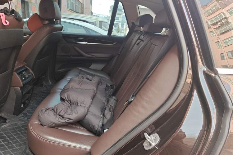 Used BMW X5 2017 xDrive28i
