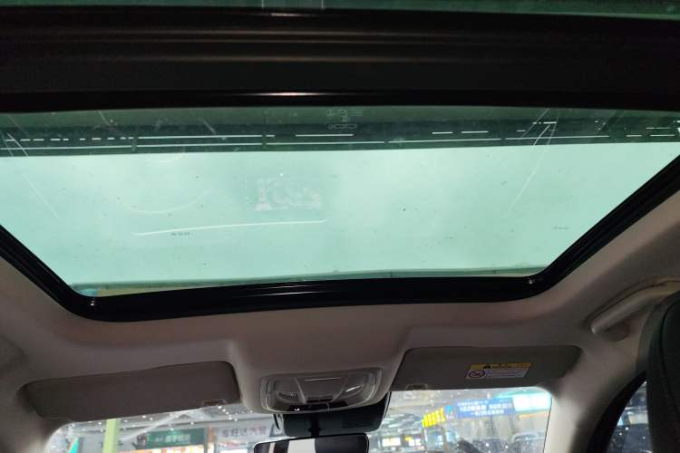 Used ORA Good Cat GT 2022 Mulan Edition 480km Long-Range续航 Headliner